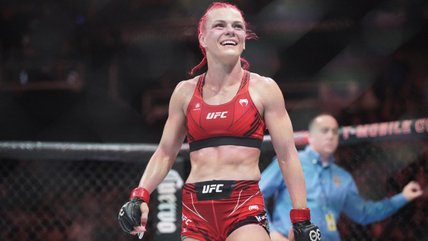 Photo of UFC Matchmaking Bulletin (4/24-4/29): Gillian Robertson Gets Her Wish Against Ranked Strawweight, Three Cancelations