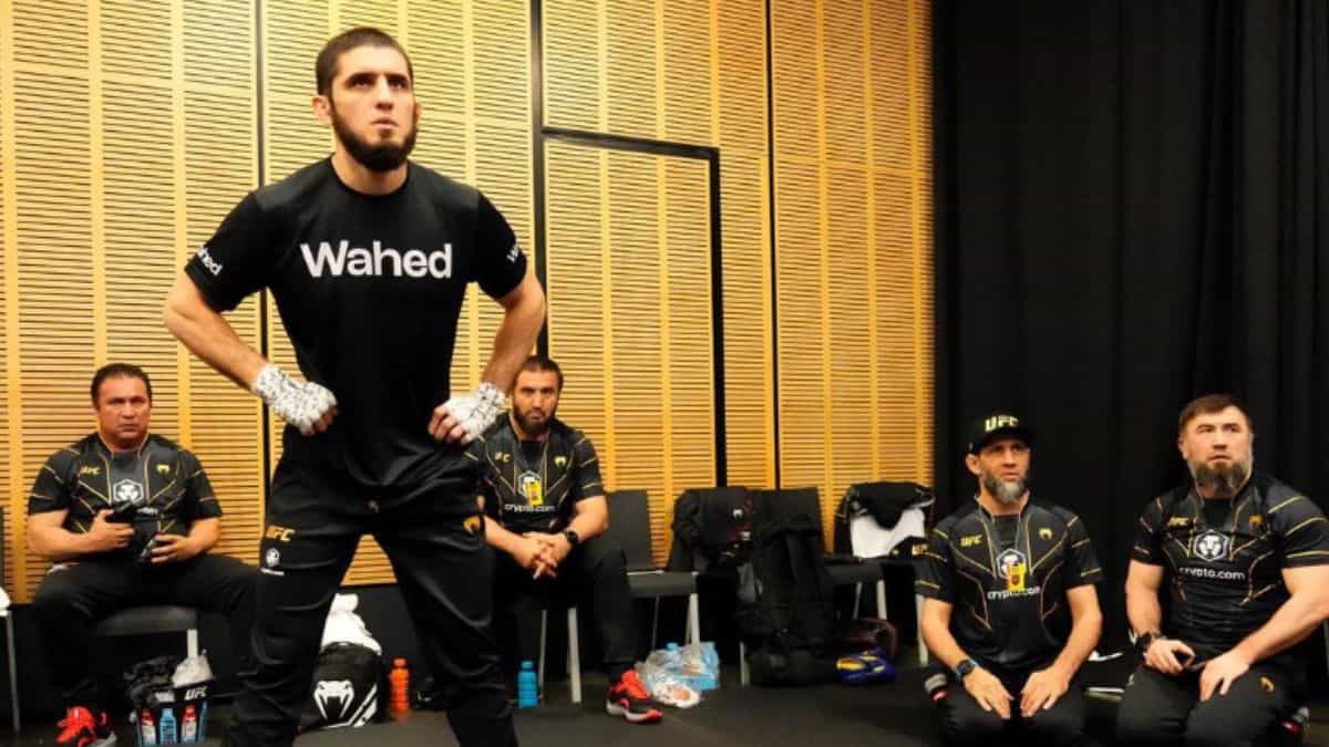 UFC 305 Fighter Predicts Knockout Loss In Islam Makhachev's Future Due To Weight Cut: 'I've Shared A Training Room With Him…' (Exclusive)