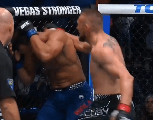 "Scored Three Separate Stoppage Wins" - Fans Blast Ref As Dustin Jacoby Stops Julius Walker