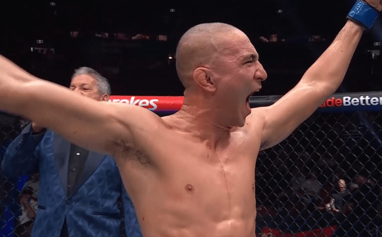 Dom Mar Fan Sweeps Scorecards, Defeats Kim Sang-wook For Road To UFC Season Four Lightweight Title