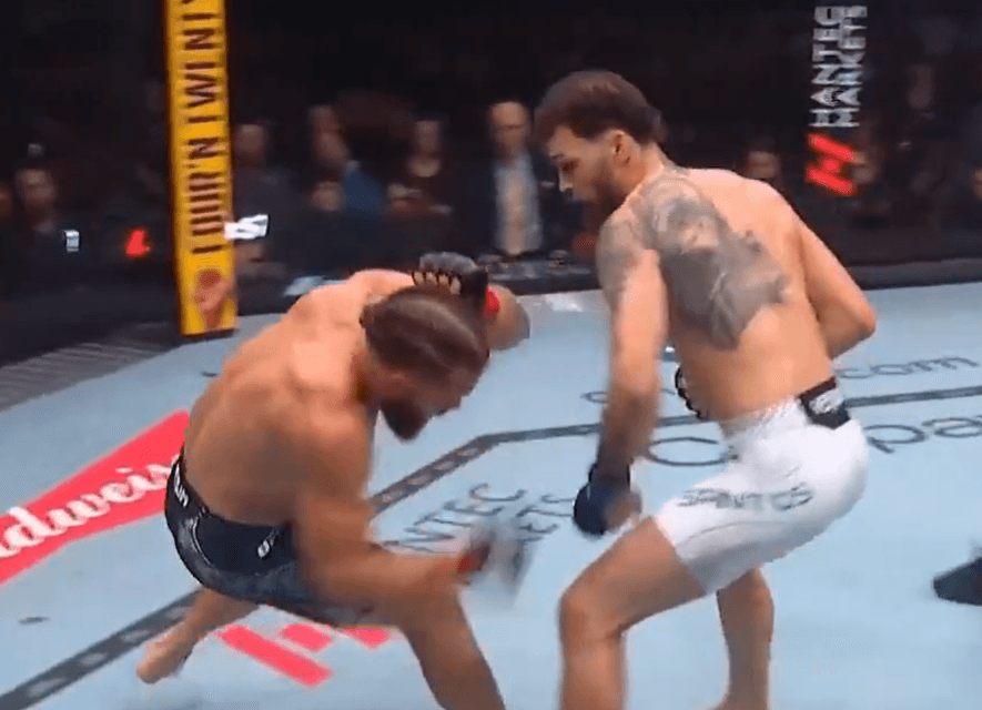 "Stayed Calm And Delivered" - Fighters & Fans React As Mauricio Ruffy Rocks And Drops Rafael Fiziev At UFC 325