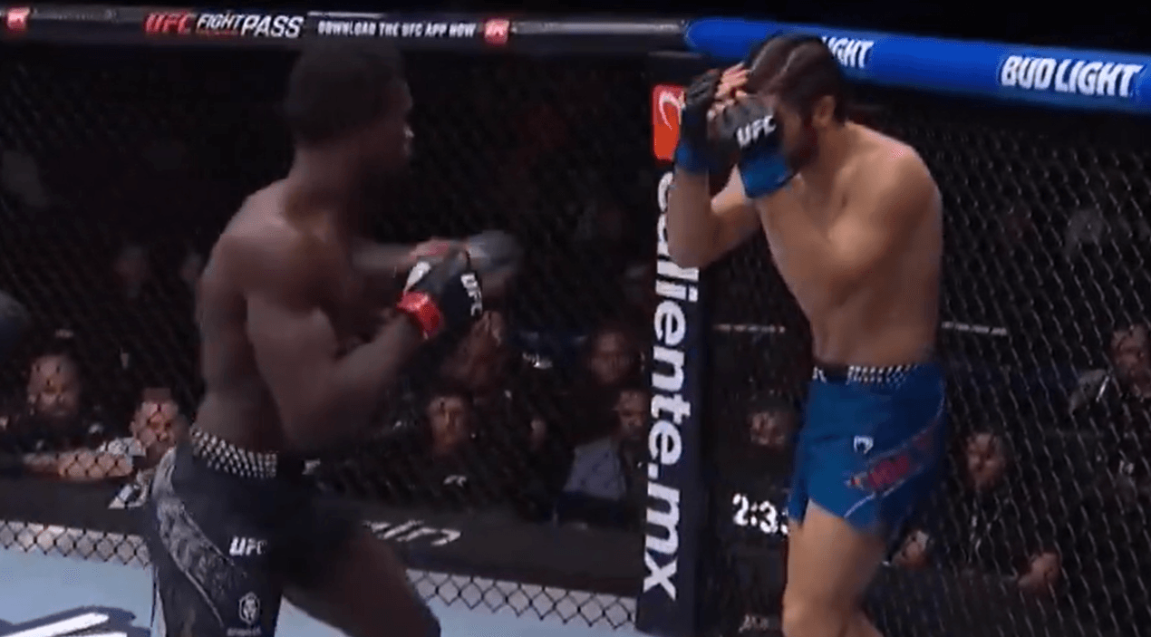 "Damian Pinas is a Problem" - Pinas Quickly Puts Away Wes Schultz