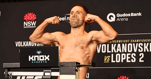 This UFC Fighter's Weigh-In Cheat Attempt Just Cost Aaron Tau His Contract Shot